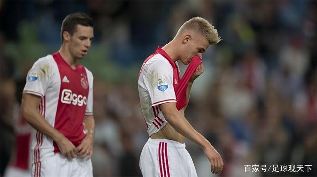 集结日阿贾克斯调整名单以备法甲;状态回暖环节打磨;引发热议;心理建设被强调(德甲升班马夺冠奇迹) 集结日阿贾克斯调整名单以备法甲;状态回暖环节打磨;引发热议;心理建设被强调(德甲升班马夺冠奇迹)